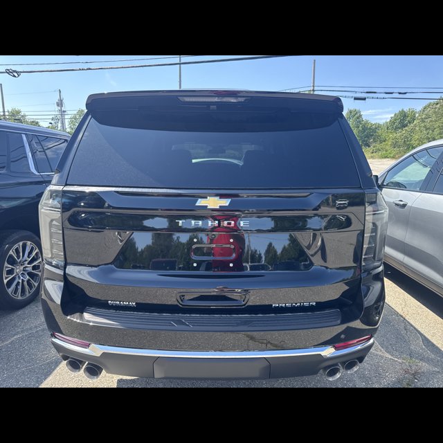 2026 Chevrolet Tahoe Premier thumbnail 3