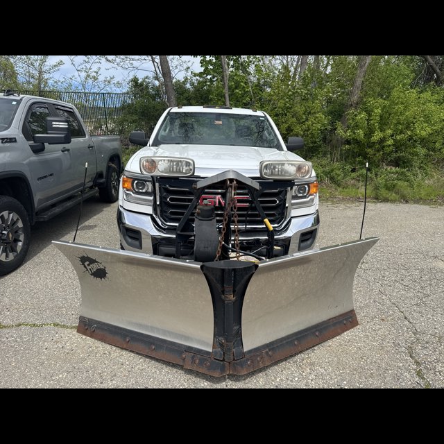 2016 GMC Sierra 2500HD Base thumbnail 2
