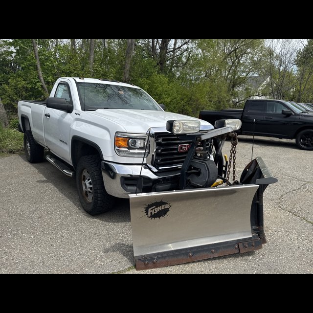 2016 GMC Sierra 2500HD Base thumbnail 3