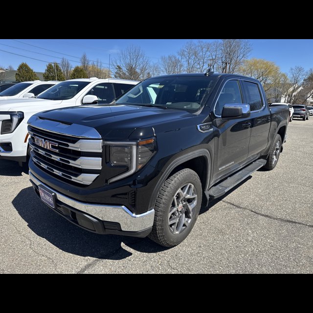 2026 GMC Sierra 1500 SLE 4X4
