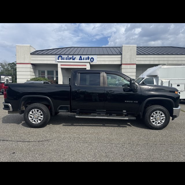2022 Chevrolet Silverado 2500HD LT thumbnail 4