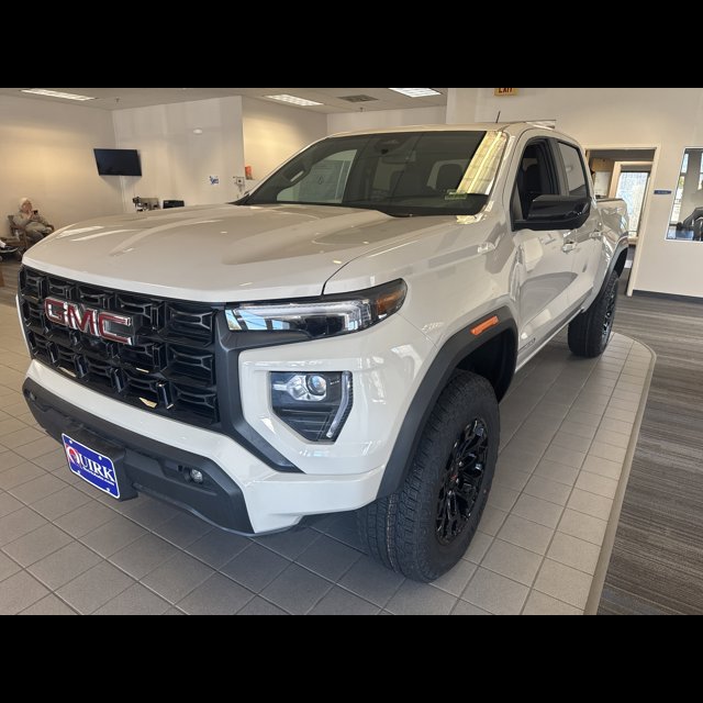 2026 GMC Canyon 2WD Elevation RWD