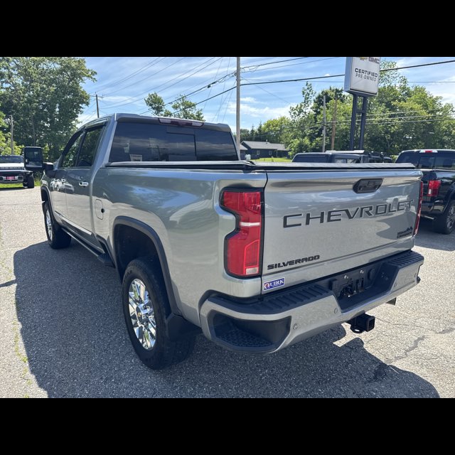 2024 Chevrolet Silverado 3500HD High Country thumbnail 7