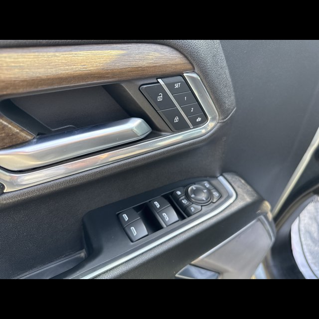 2024 Chevrolet Silverado 3500HD High Country thumbnail 17