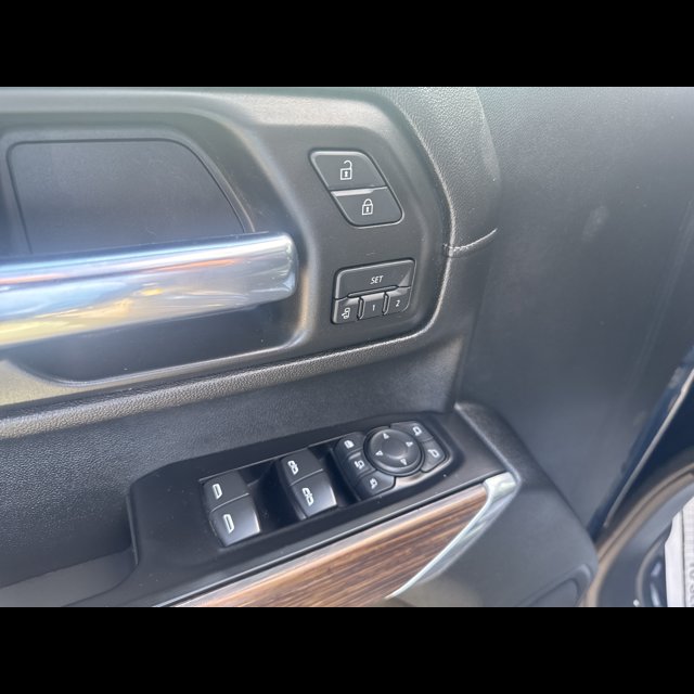 2020 Chevrolet Silverado 2500HD High Country thumbnail 17