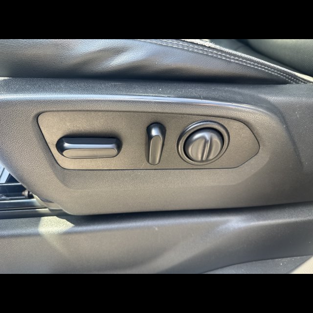 2020 Chevrolet Silverado 2500HD High Country thumbnail 19
