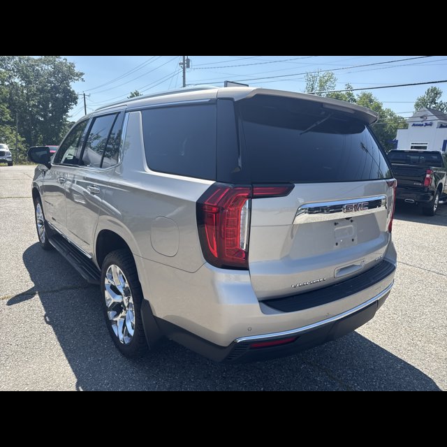 2023 GMC Yukon SLT thumbnail 7