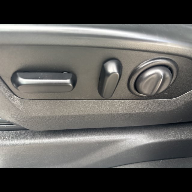 2020 Chevrolet Silverado 2500HD LT thumbnail 17