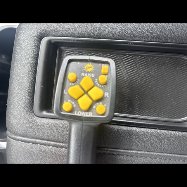 2020 Chevrolet Silverado 2500HD LT thumbnail 20