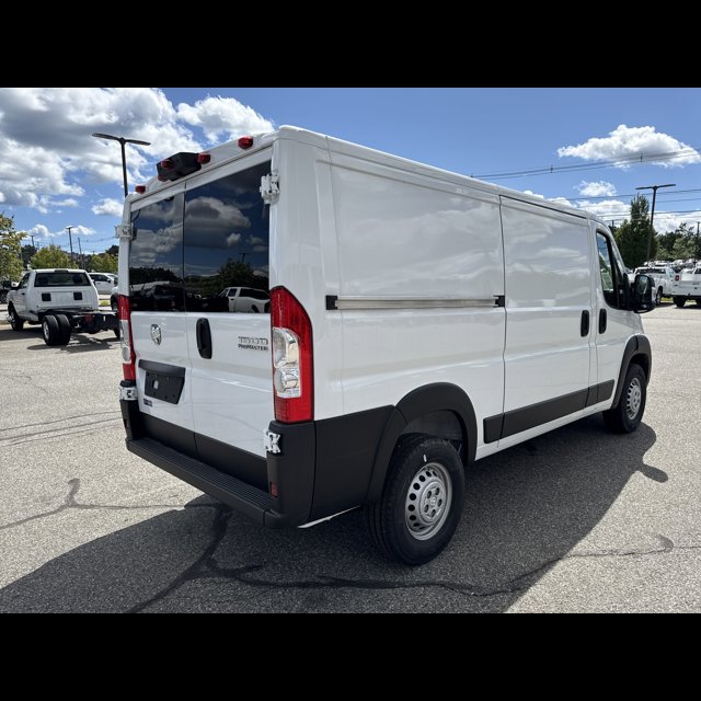 2025 Ram ProMaster Cargo Van Tradesman thumbnail 6
