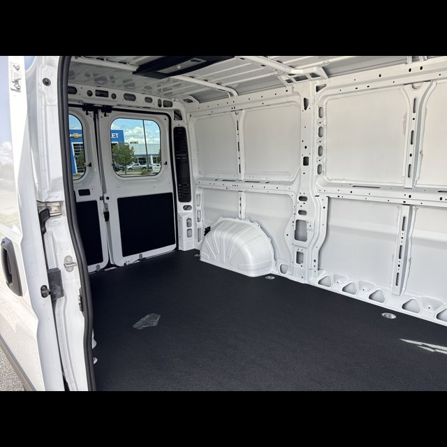 2025 Ram ProMaster Cargo Van Tradesman thumbnail 11