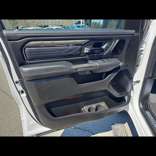 2025 Ram 1500 Limited thumbnail 9
