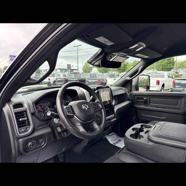 2026 Ram 2500 Tradesman thumbnail 11