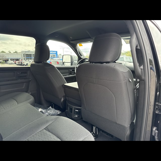 2026 Ram 2500 Tradesman thumbnail 15