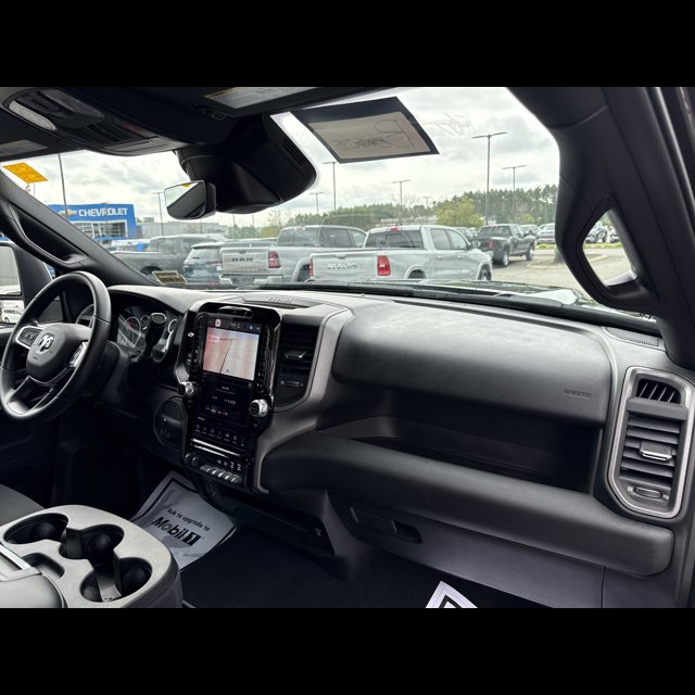 2026 Ram 2500 Tradesman thumbnail 18
