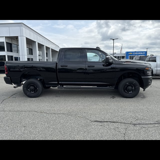 2026 Ram 2500 Tradesman thumbnail 8