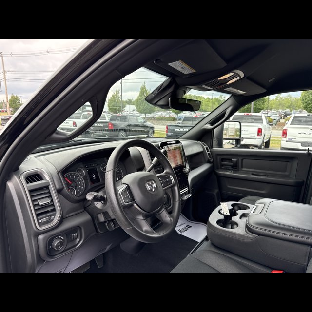 2026 Ram 2500 Tradesman thumbnail 11
