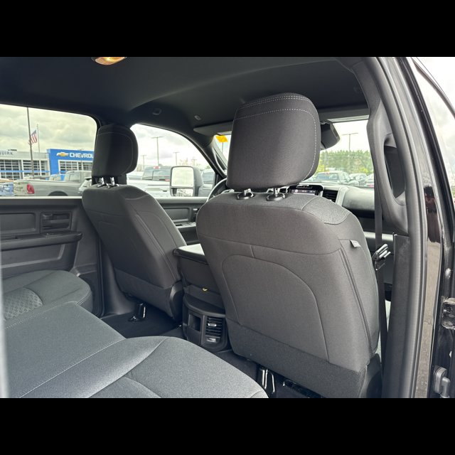 2026 Ram 2500 Tradesman thumbnail 16