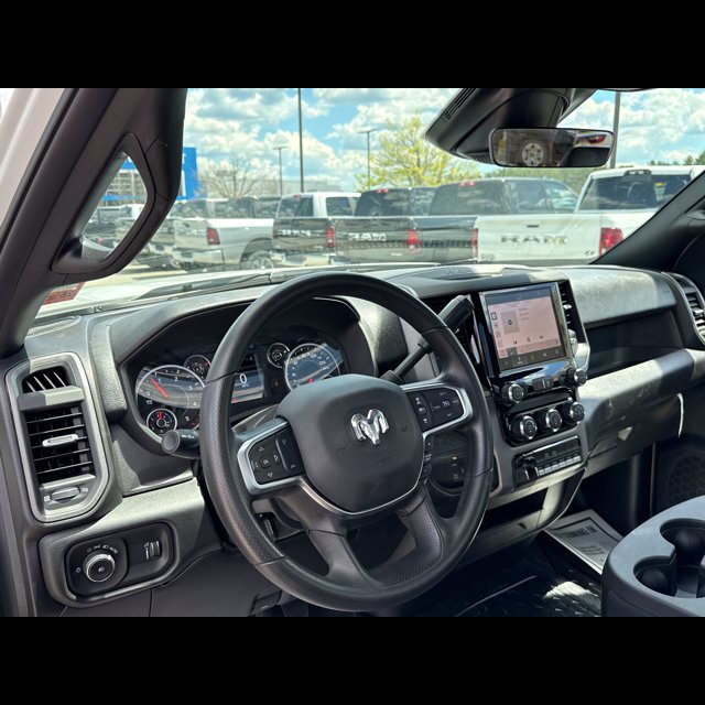 2026 Ram 3500 Chassis Cab Tradesman thumbnail 9