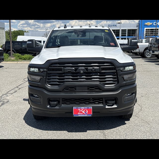2026 Ram 3500 Chassis Cab Tradesman thumbnail 8