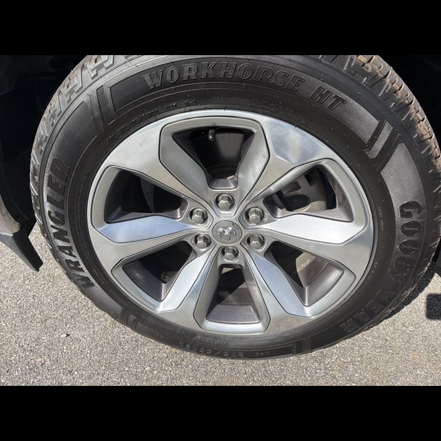 2022 Ram 1500 Limited thumbnail 9