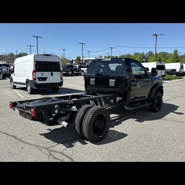 2026 Ram 5500 Chassis Cab Tradesman thumbnail 6