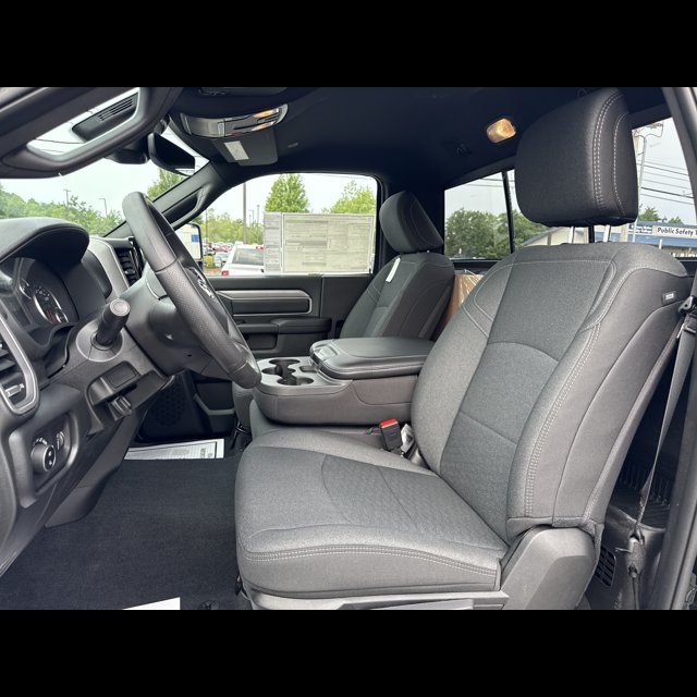 2026 Ram 2500 Tradesman thumbnail 11