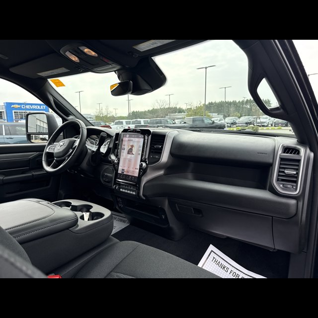 2026 Ram 2500 Tradesman thumbnail 13
