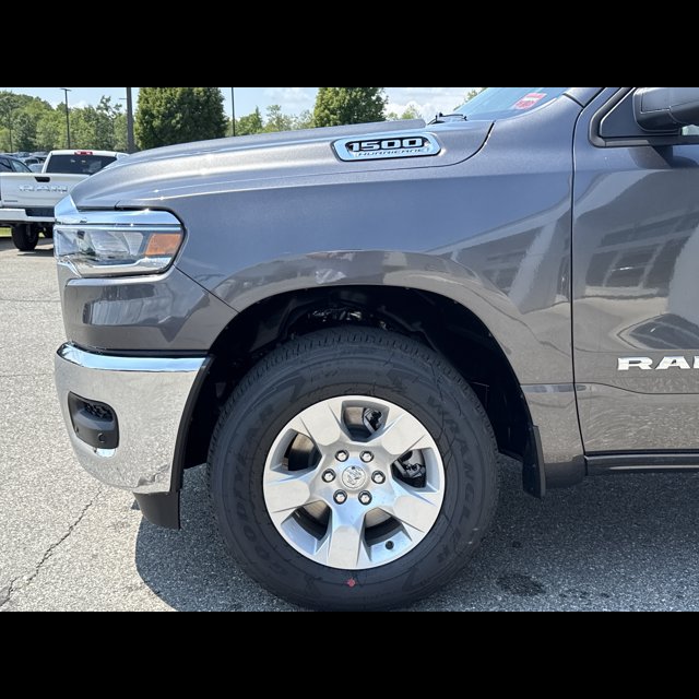 2026 Ram 1500 Tradesman thumbnail 2