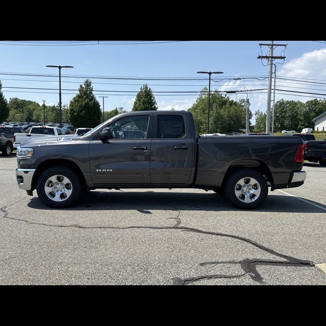 2026 Ram 1500 Tradesman thumbnail 3