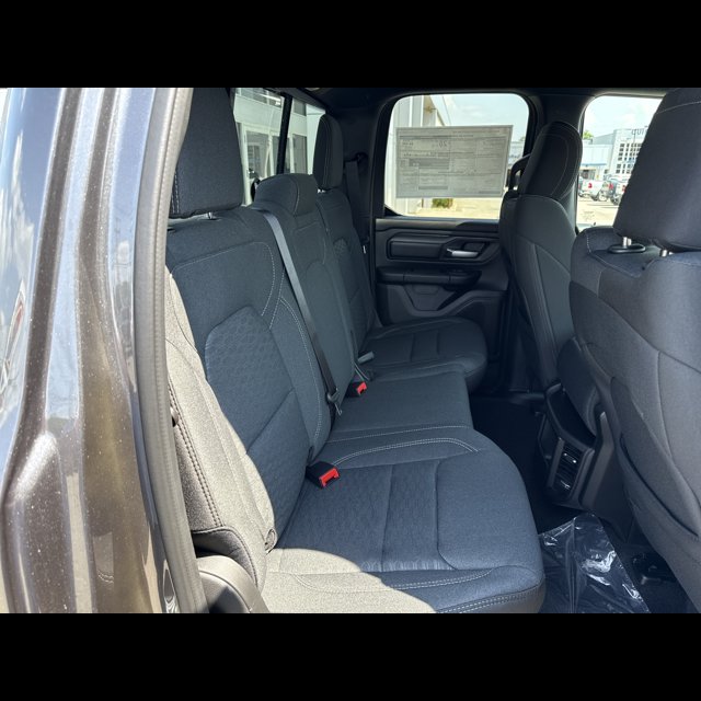 2026 Ram 1500 Tradesman thumbnail 16