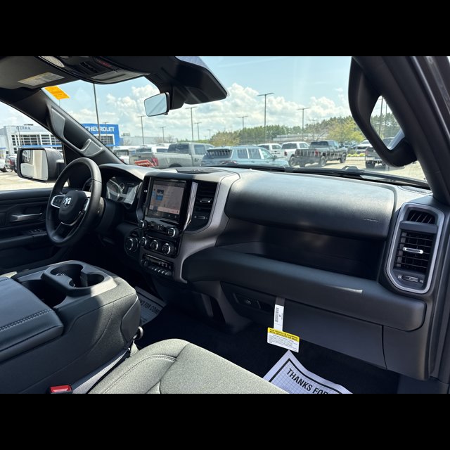 2026 Ram 1500 Tradesman thumbnail 17