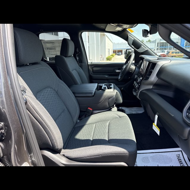 2026 Ram 1500 Tradesman thumbnail 18