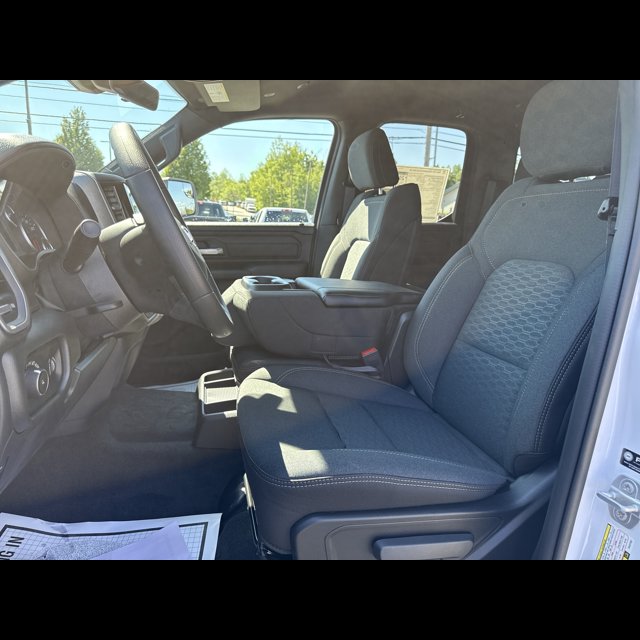 2026 Ram 1500 Tradesman thumbnail 12