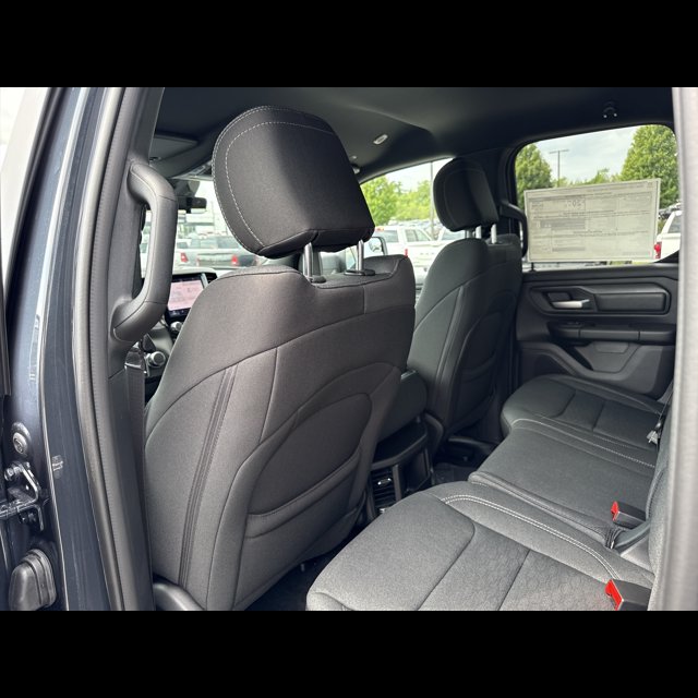 2026 Ram 1500 Tradesman thumbnail 13