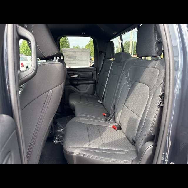 2026 Ram 1500 Tradesman thumbnail 14