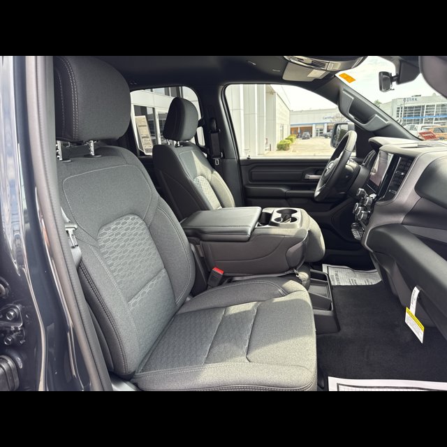 2026 Ram 1500 Tradesman thumbnail 17