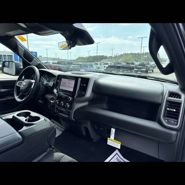 2026 Ram 1500 Tradesman thumbnail 18