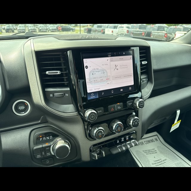 2026 Ram 1500 Tradesman thumbnail 19