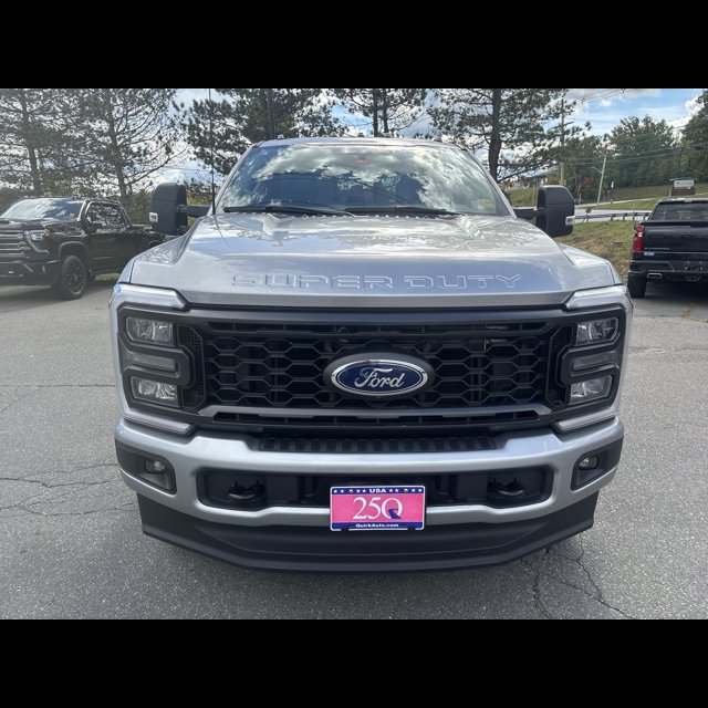 2024 Ford Super Duty F-350 SRW XL thumbnail 8