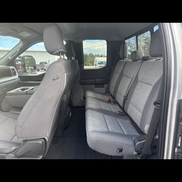 2024 Ford Super Duty F-350 SRW XL thumbnail 11