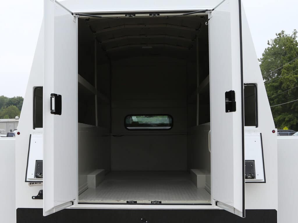 Enclosed Service Body (KUVcc) 3
